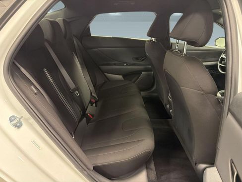 Used 2026 Hyundai Elantra Sport FWD image 31