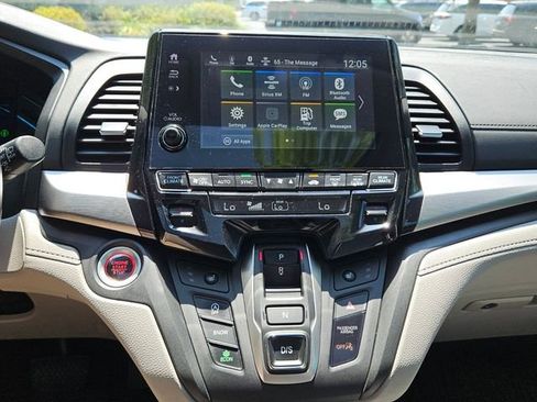 Used 2023 Honda Odyssey EX-L image 18