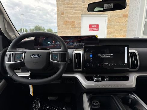 New 2026 Ford Expedition Active RWD image 41