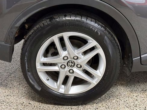 Certified 2021 Toyota C-HR LE image 12