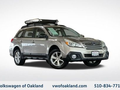 Used 2014 Subaru Outback 2.5i w/ Alloy Wheel Package