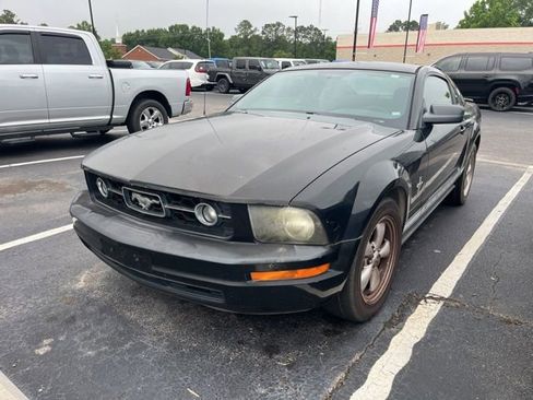 Used 2008 Ford Mustang Coupe RWD image 4
