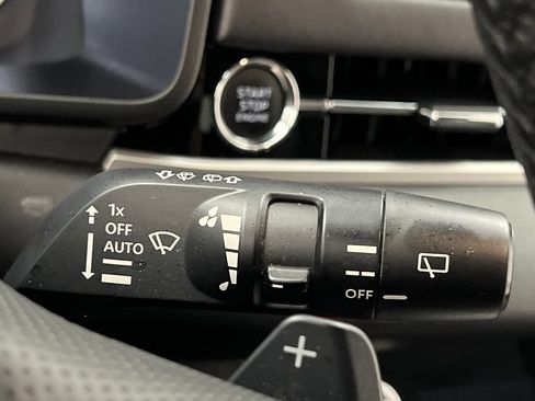 Used 2025 Mitsubishi Outlander SE FWD image 55