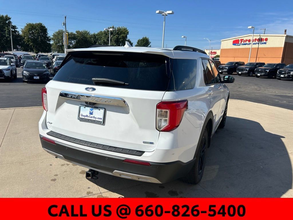 Used 2020 Ford Explorer XLT w/ Equipment Group 202A AWD/4WD image 5