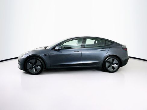 Used 2021 Tesla Model 3 Standard Range Plus RWD image 4