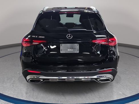 Used 2026 Mercedes-Benz GLC 300 image 7
