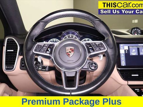 Used 2021 Porsche Cayenne Coupe AWD/4WD image 14