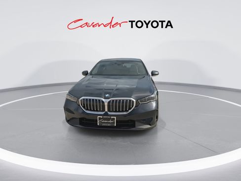 Used 2024 BMW 530i xDrive w/ Premium Package AWD/4WD image 3