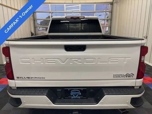 Used 2023 Chevrolet Silverado 3500 High Country w/ Z71 Off-Road Package image 4