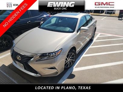 Used 2017 Lexus ES 350 w/ Luxury Package