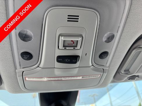 Used 2022 Toyota Prius LE FWD image 26