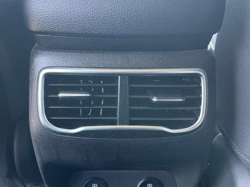 Used 2022 Hyundai Santa Fe SEL w/ Convenience Package FWD image 15