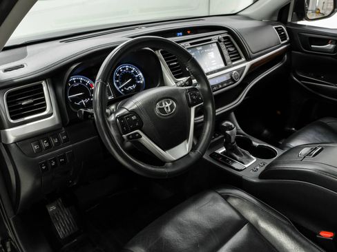 Used 2016 Toyota Highlander Limited Platinum AWD/4WD image 20