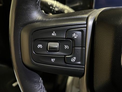 Used 2022 GMC Sierra 3500 Denali image 30