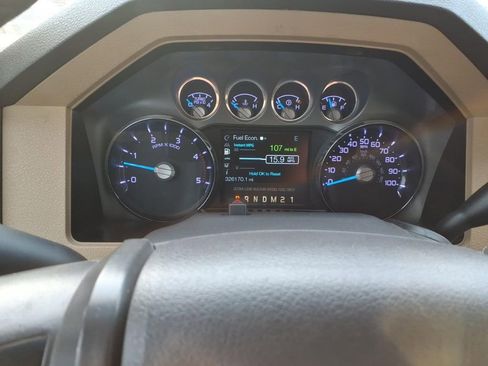 Used 2011 Ford F250 Lariat w/ Lariat Interior Pkg AWD/4WD image 24