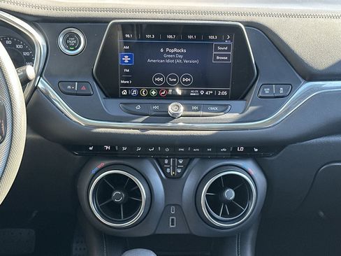 Certified 2022 Chevrolet Blazer LT image 25