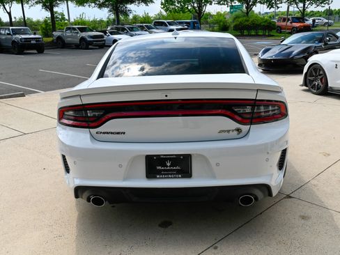 Used 2021 Dodge Charger SRT Hellcat RWD image 6