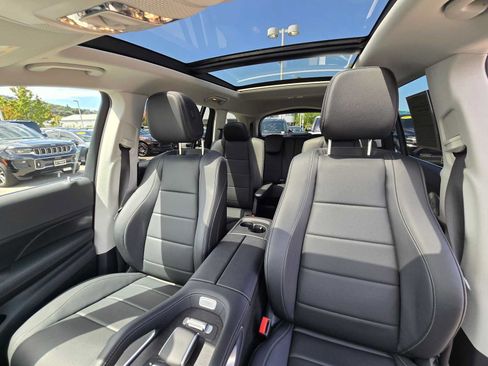 Used 2026 Mercedes-Benz GLS 450 4MATIC image 24
