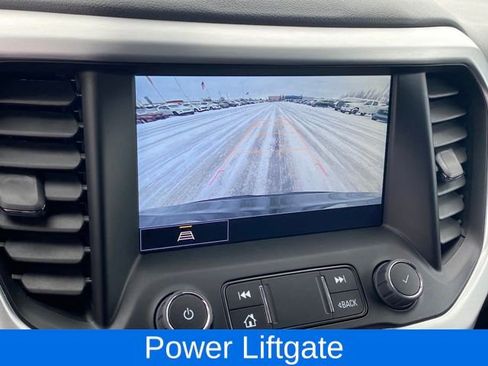 Used 2023 GMC Acadia SLT w/ Elevation Edition image 11