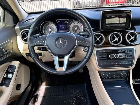 Used 2015 Mercedes-Benz GLA 250 GLA 250 image 6