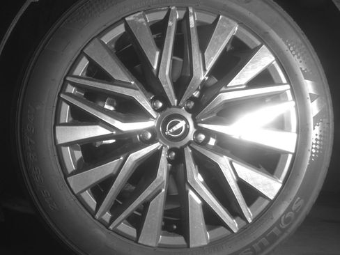 Used 2025 Nissan Altima 2.5 SV image 12