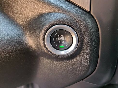 Used 2022 GMC Sierra 3500 Denali w/ Denali Ultimate Package AWD/4WD image 26