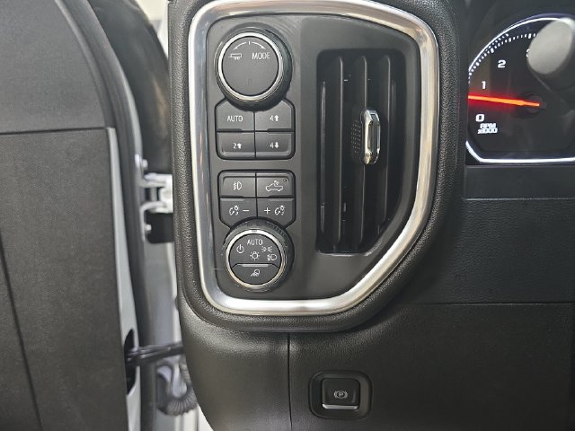 Used 2022 Chevrolet Silverado 2500 LTZ w/ Safety Package AWD/4WD image 26