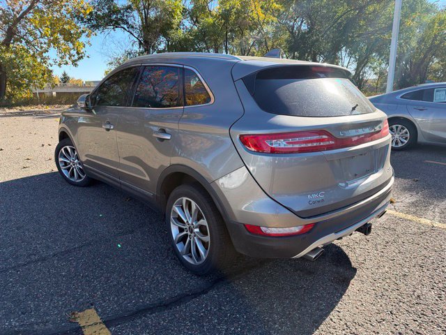Used 2016 Lincoln MKC Select w/ Class II Trailer Tow Package AWD/4WD image 6