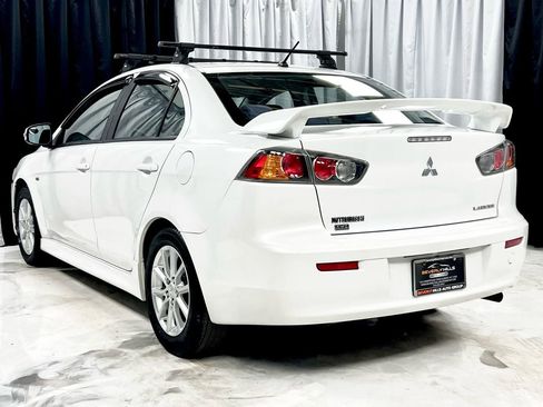 Used 2016 Mitsubishi Lancer ES image 7