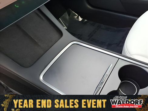 Used 2022 Tesla Model 3 image 23