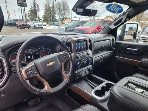 Used 2021 Chevrolet Silverado 2500 High Country w/ Z71 Off-Road Package image 35