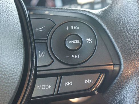 Used 2024 Toyota RAV4 XLE image 9