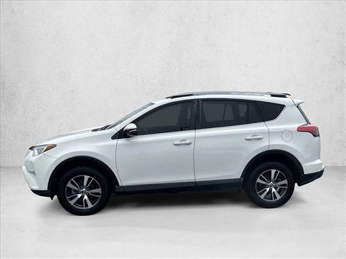 Used 2018 Toyota RAV4 XLE image 8