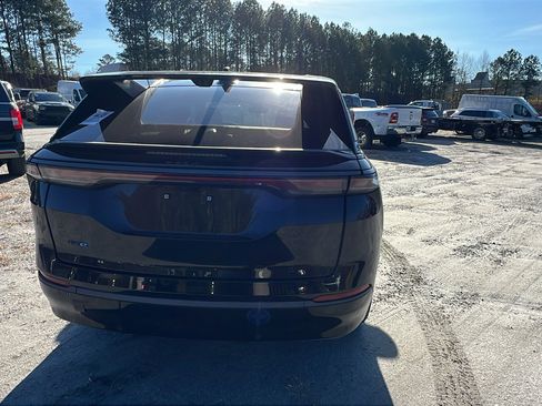 Used 2024 Jeep Wagoneer Launch Edition image 9