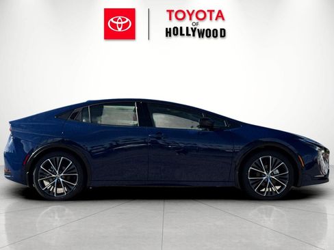 New 2026 Toyota Prius XLE image 3