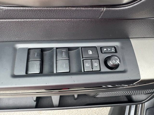 Used 2025 Toyota Tundra Limited w/ TRD Off-Road Package AWD/4WD image 12