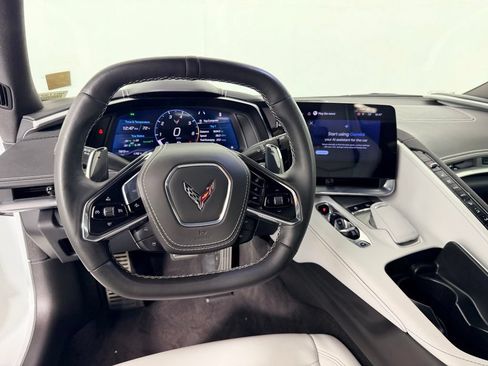 Used 2025 Chevrolet Corvette Stingray Preferred Conv w/ 2LT RWD image 13