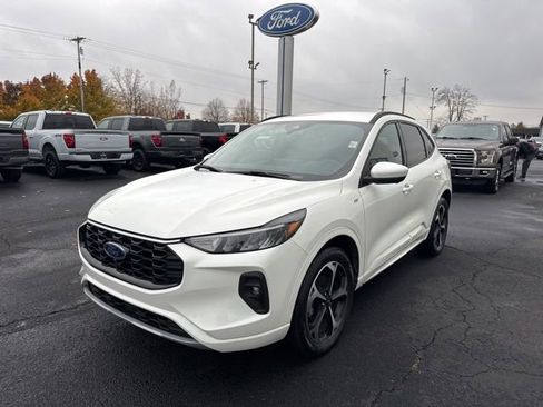 Used 2023 Ford Escape ST-Line Select w/ Tech Pack #2 image 7