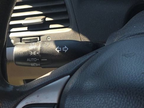 Used 2011 Honda Accord EX image 34