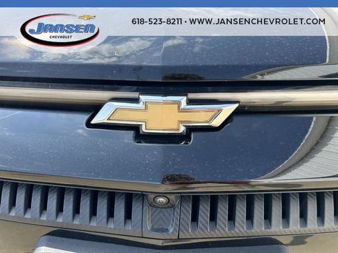 Used 2024 Chevrolet Equinox EV LT FWD image 30
