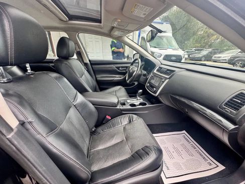 Used 2016 Nissan Altima 2.5 SL w/ 2.5 Technology w/LED Package FWD image 15