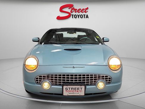 Used 2002 Ford Thunderbird image 2