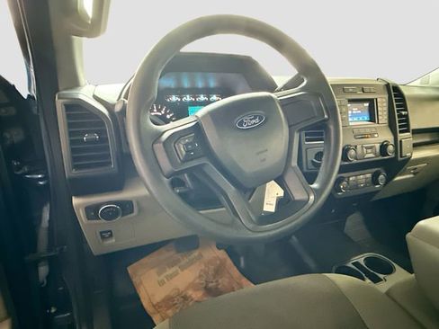 Used 2019 Ford F150 XL image 12