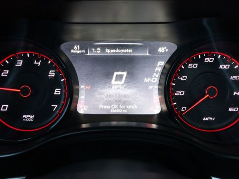 Used 2016 Dodge Charger R/T w/ Plus Group RWD image 33