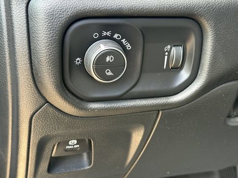 Used 2023 RAM 1500 Big Horn AWD/4WD image 18
