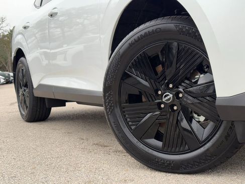 New 2026 Nissan Murano SV AWD/4WD image 2