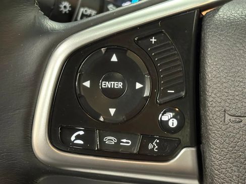 Used 2016 Honda Civic Touring image 32
