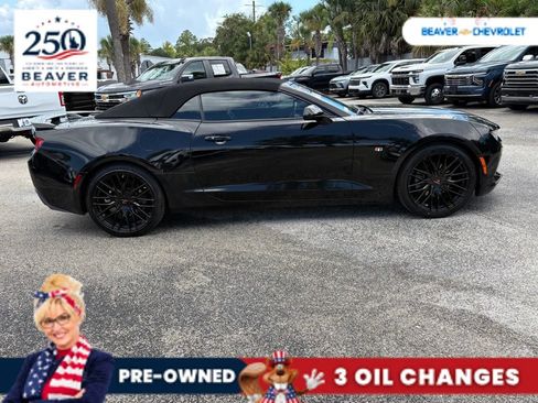 Used 2017 Chevrolet Camaro LT RWD image 8