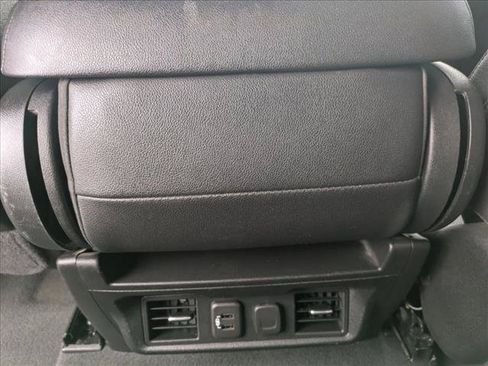 Used 2022 Chevrolet Silverado 2500 LT w/ Convenience Package AWD/4WD image 18