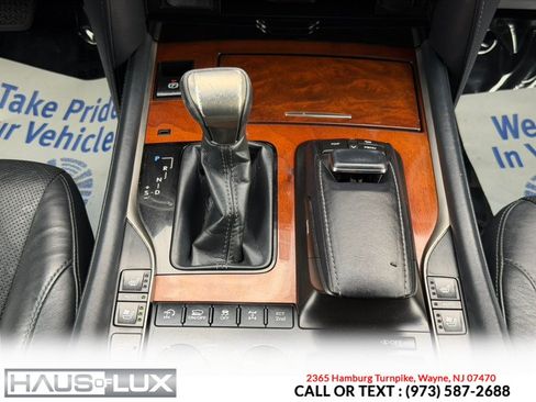 Used 2018 Lexus LX 570 4WD w/ Luxury Package image 28